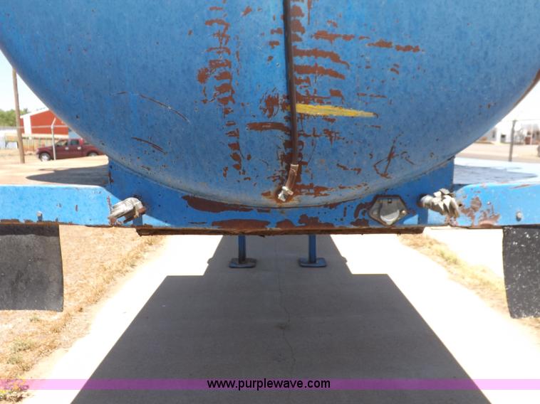 image for item H7038 1981 Adams tank trailer