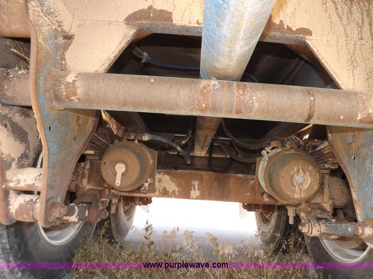 image for item H7038 1981 Adams tank trailer