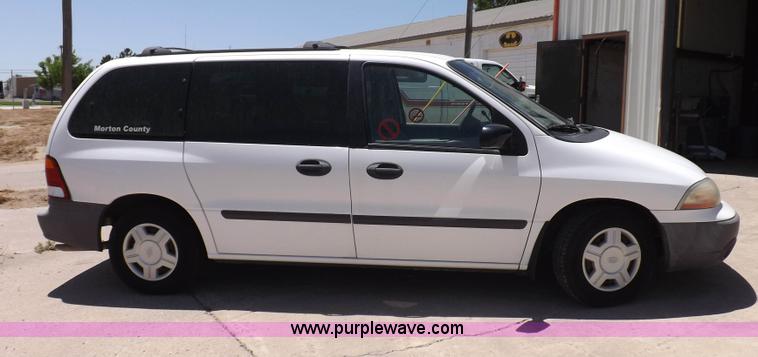 image for item H7039 2001 Ford Windstar LX minivan