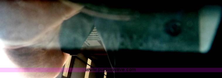 image for item H7039 2001 Ford Windstar LX minivan