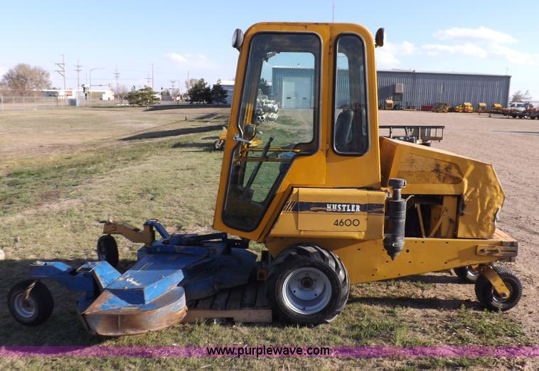 image for item H7118 Hustler 4600 lawn mower