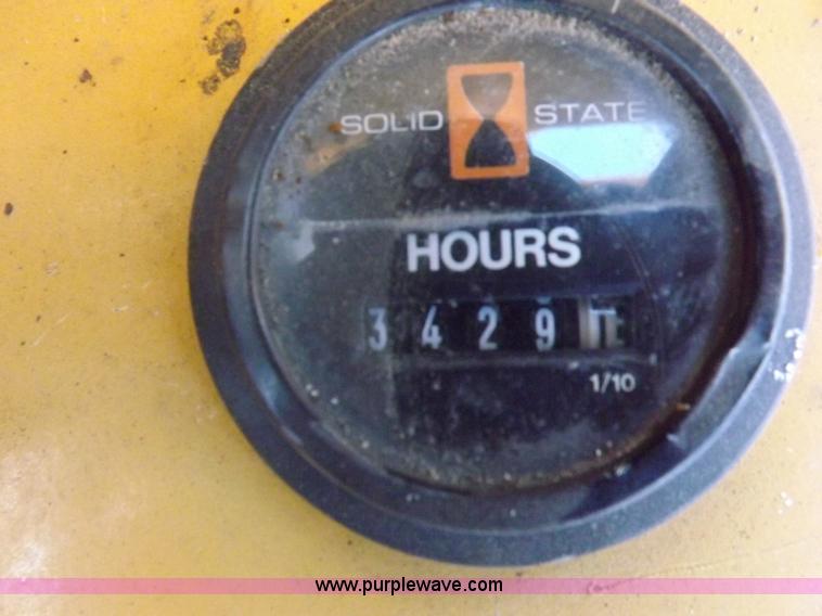 image for item H7118 Hustler 4600 lawn mower