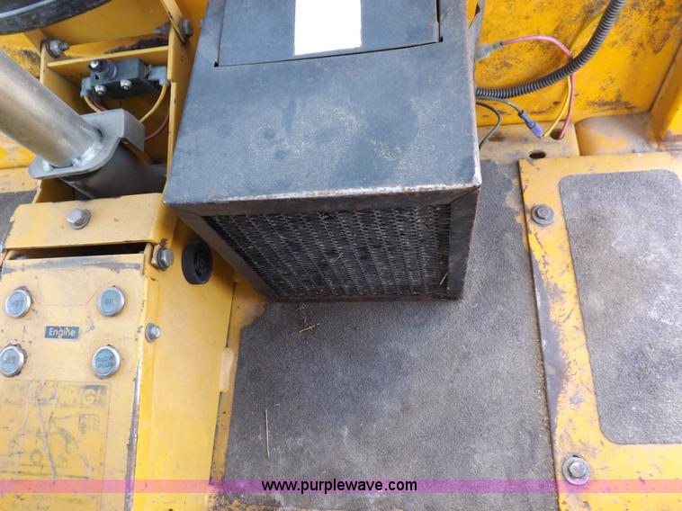 image for item H7118 Hustler 4600 lawn mower