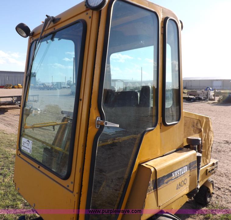 image for item H7118 Hustler 4600 lawn mower