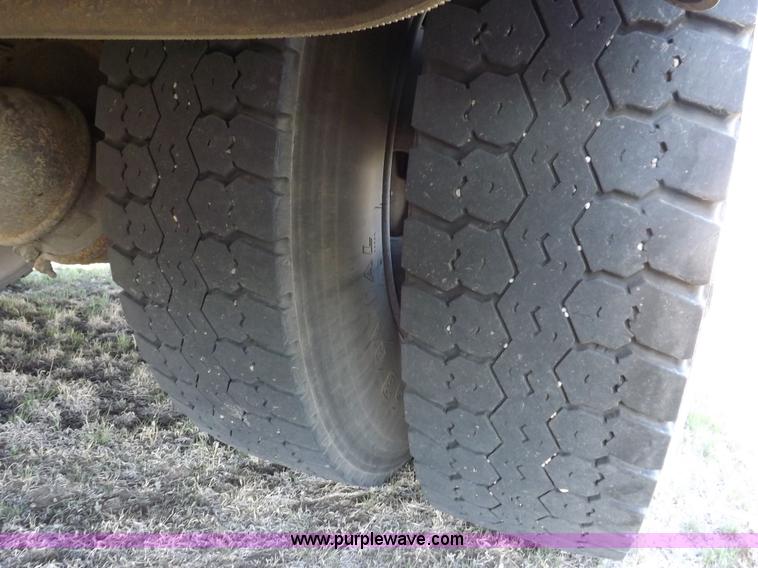 image for item H7121 1997 Blue Bird school bus