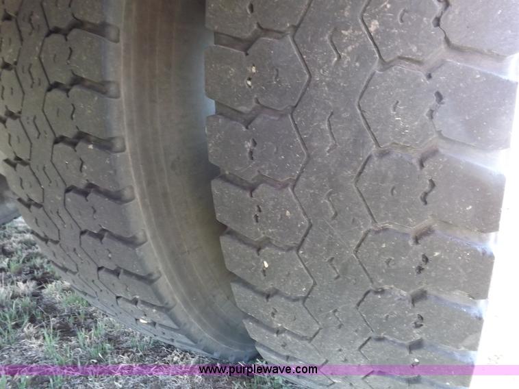 image for item H7121 1997 Blue Bird school bus