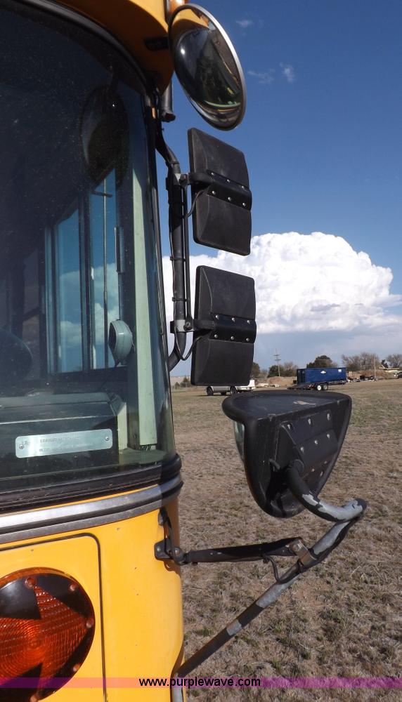 image for item H7122 1995 Blue Bird school bus