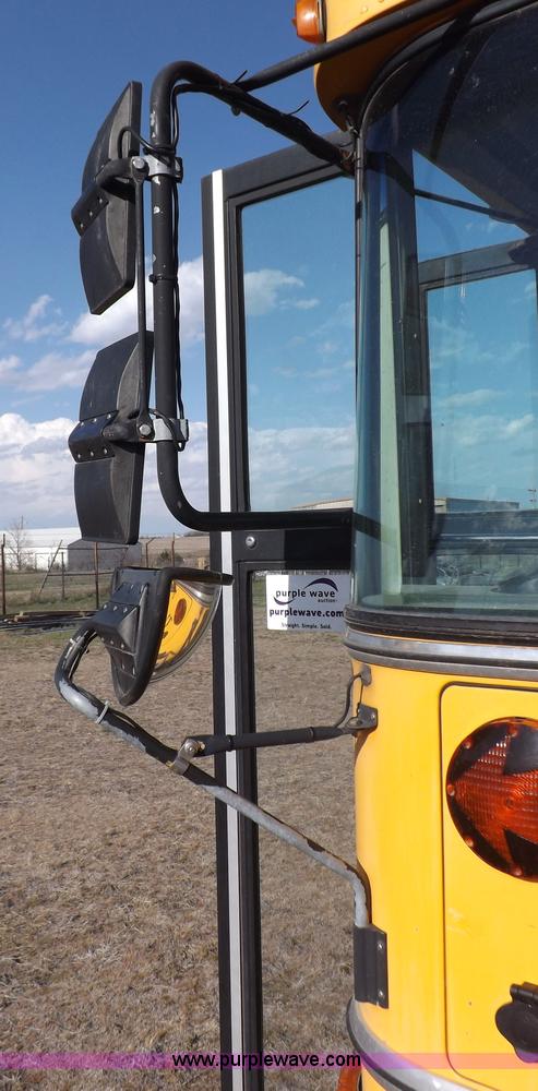 image for item H7122 1995 Blue Bird school bus