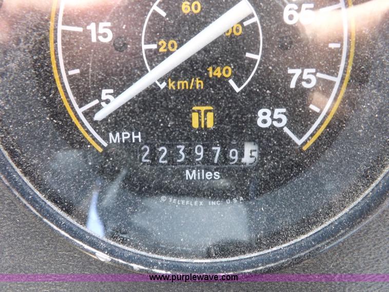 image for item H7123 1992 Blue Bird school bus