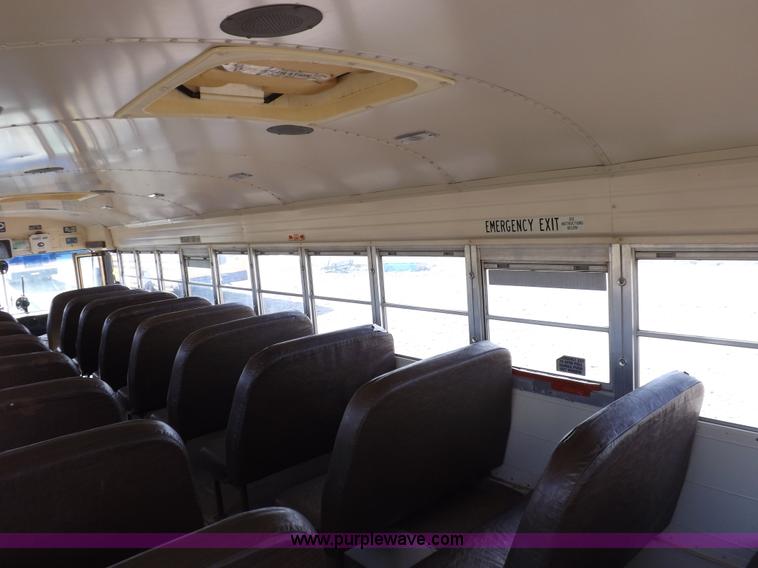 image for item H7123 1992 Blue Bird school bus