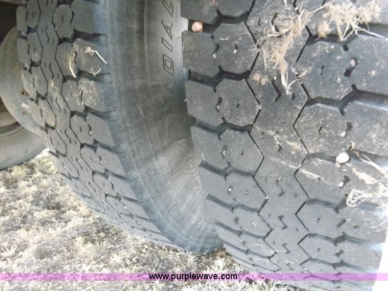 image for item H7123 1992 Blue Bird school bus