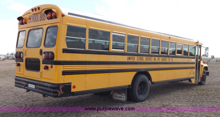 image for item H7124 1998 Chevrolet B7 school bus