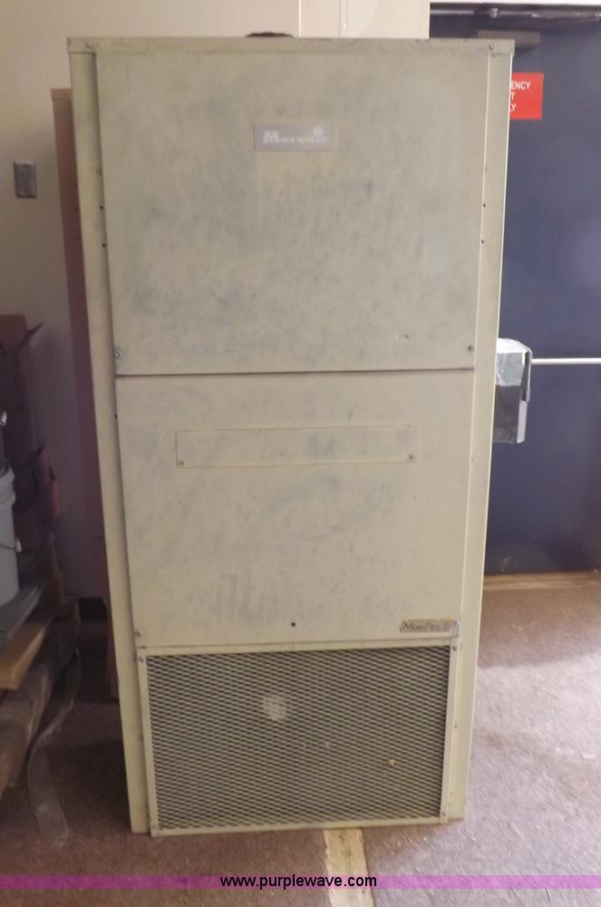 image for item H7125 (2) Marvair combination heat/AC units