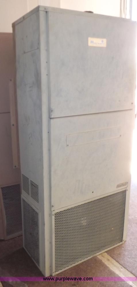 image for item H7125 (2) Marvair combination heat/AC units