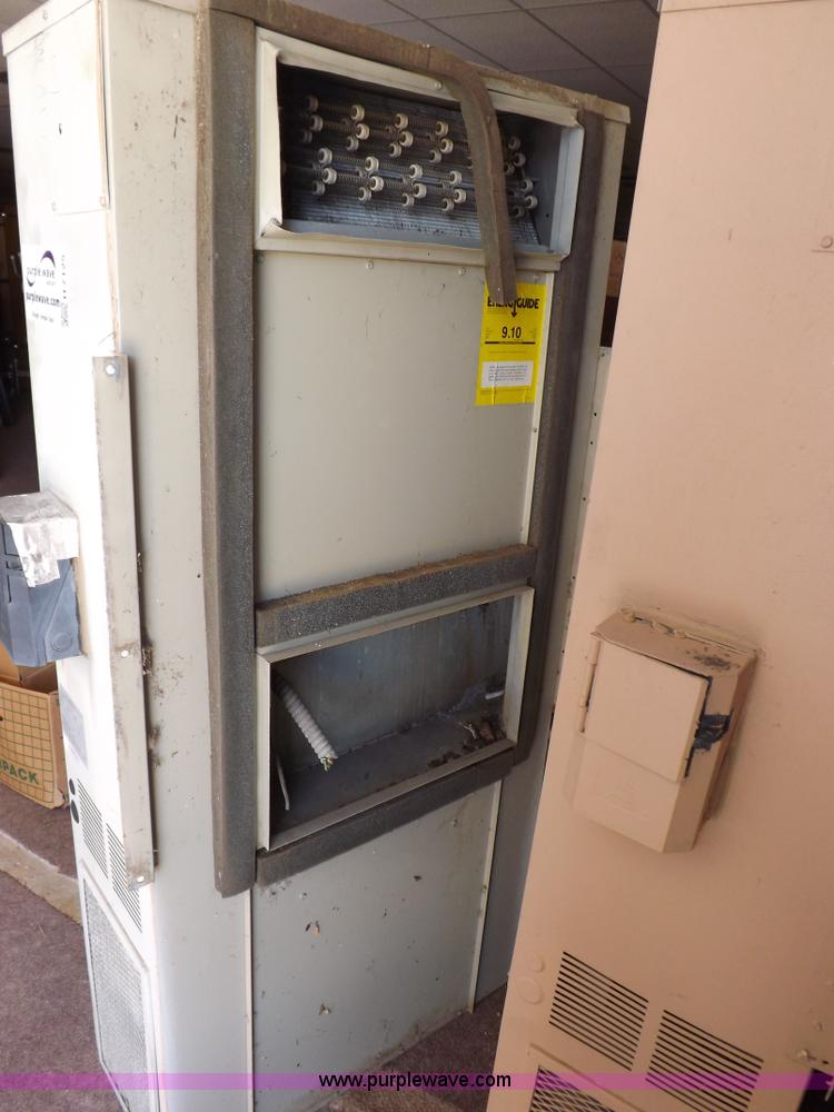 image for item H7125 (2) Marvair combination heat/AC units