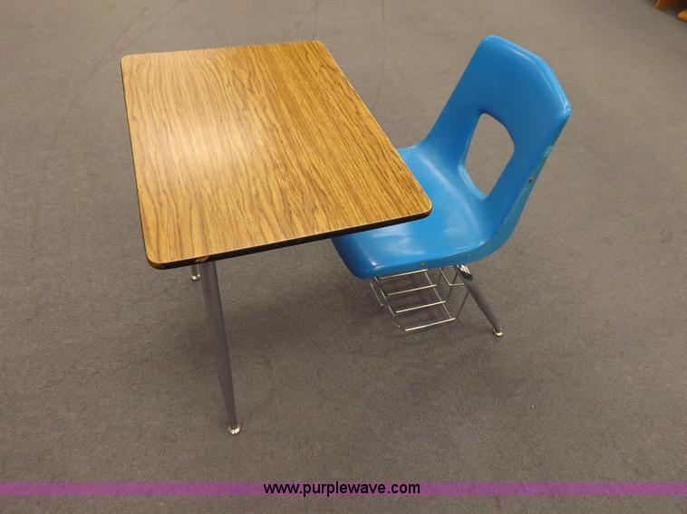image for item H7127 Approximately 75 student desks