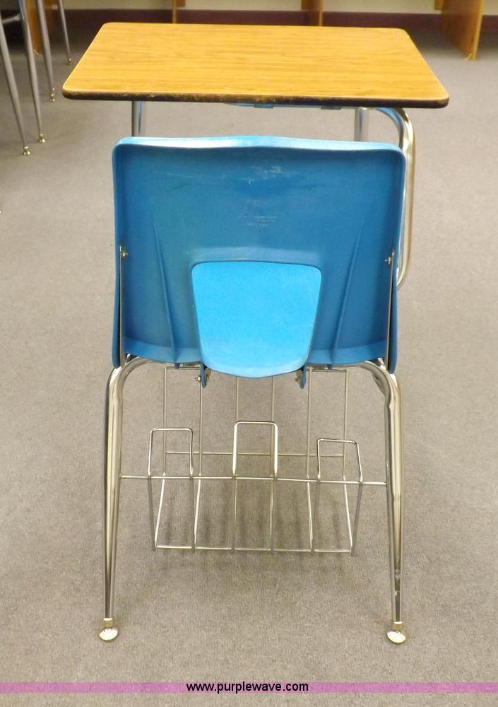 image for item H7127 Approximately 75 student desks