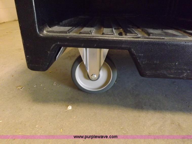 image for item H7131 Food service cart