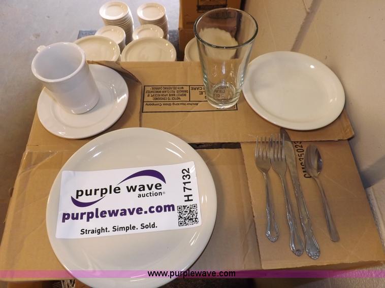 image for item H7132 Assorted Ultima China dinnerware