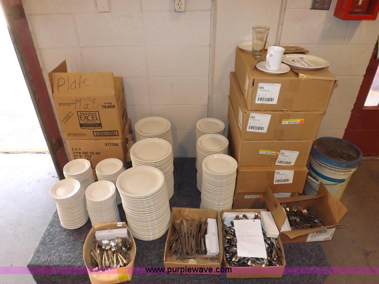 image for item H7132 Assorted Ultima China dinnerware