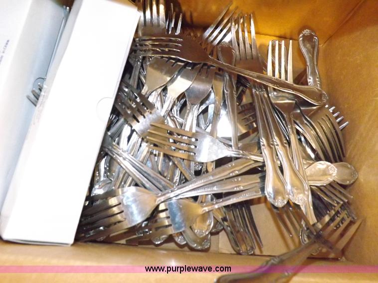 image for item H7132 Assorted Ultima China dinnerware