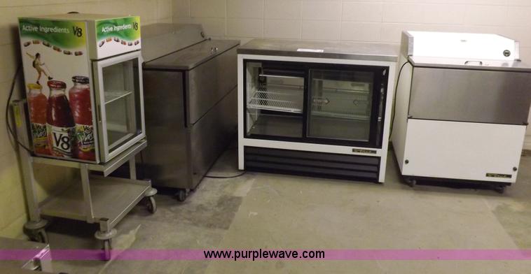 image for item H7139 (3) True refrigerant equipment pieces