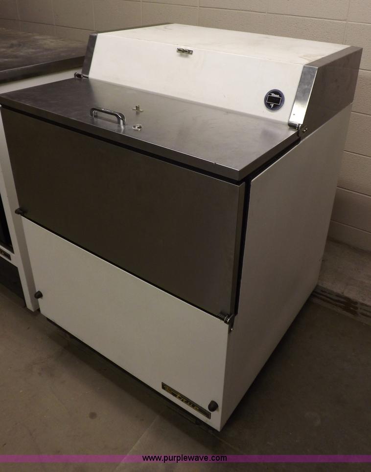 image for item H7139 (3) True refrigerant equipment pieces