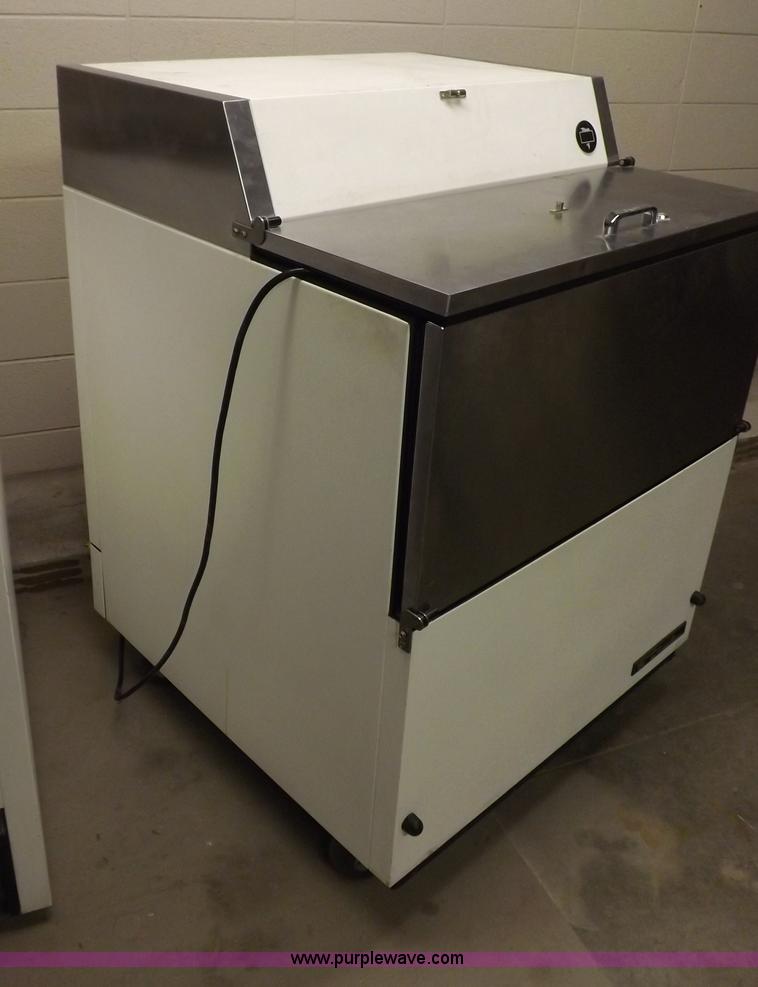 image for item H7139 (3) True refrigerant equipment pieces