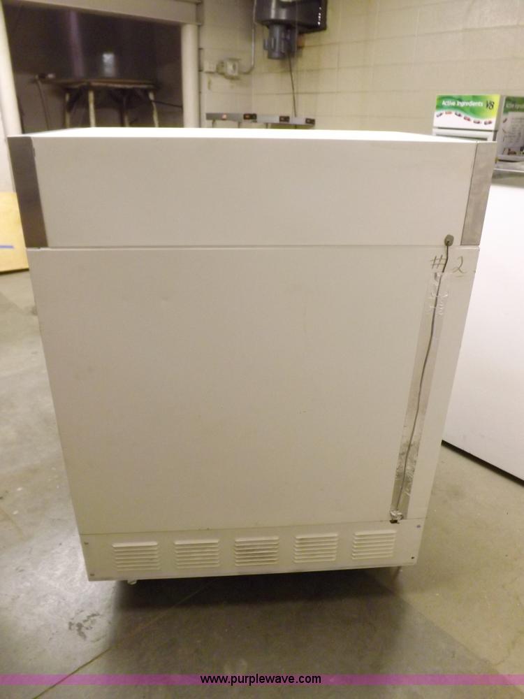 image for item H7139 (3) True refrigerant equipment pieces