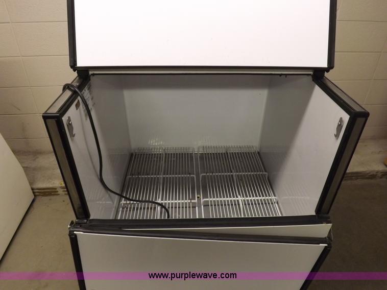 image for item H7139 (3) True refrigerant equipment pieces