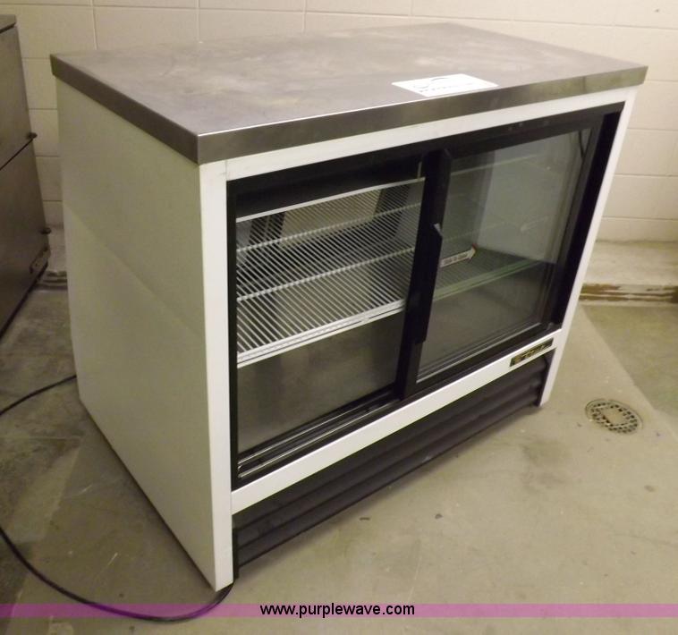 image for item H7139 (3) True refrigerant equipment pieces