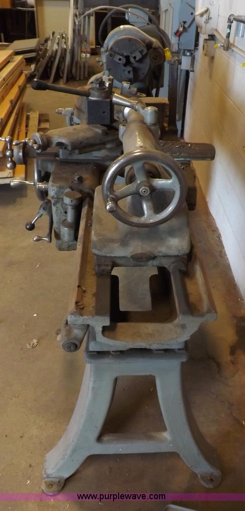 image for item H7142 Southbend metal lathe