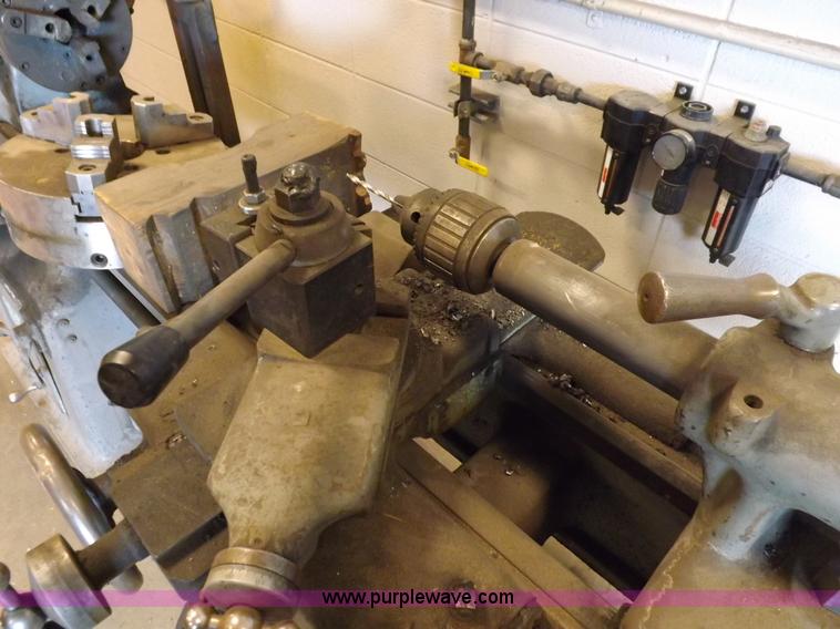 image for item H7142 Southbend metal lathe