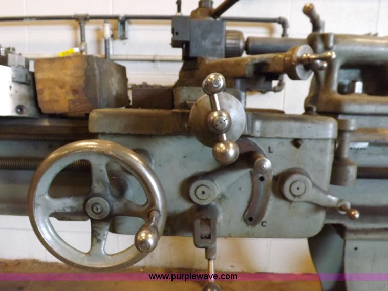 image for item H7142 Southbend metal lathe