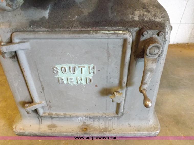 image for item H7142 Southbend metal lathe