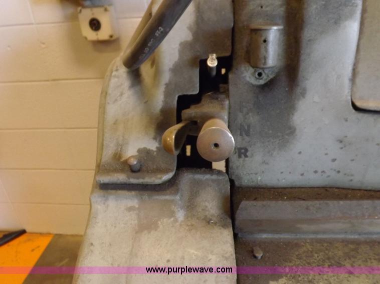 image for item H7142 Southbend metal lathe