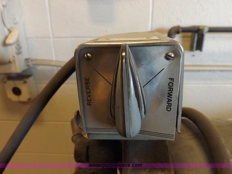 image for item H7142 Southbend metal lathe