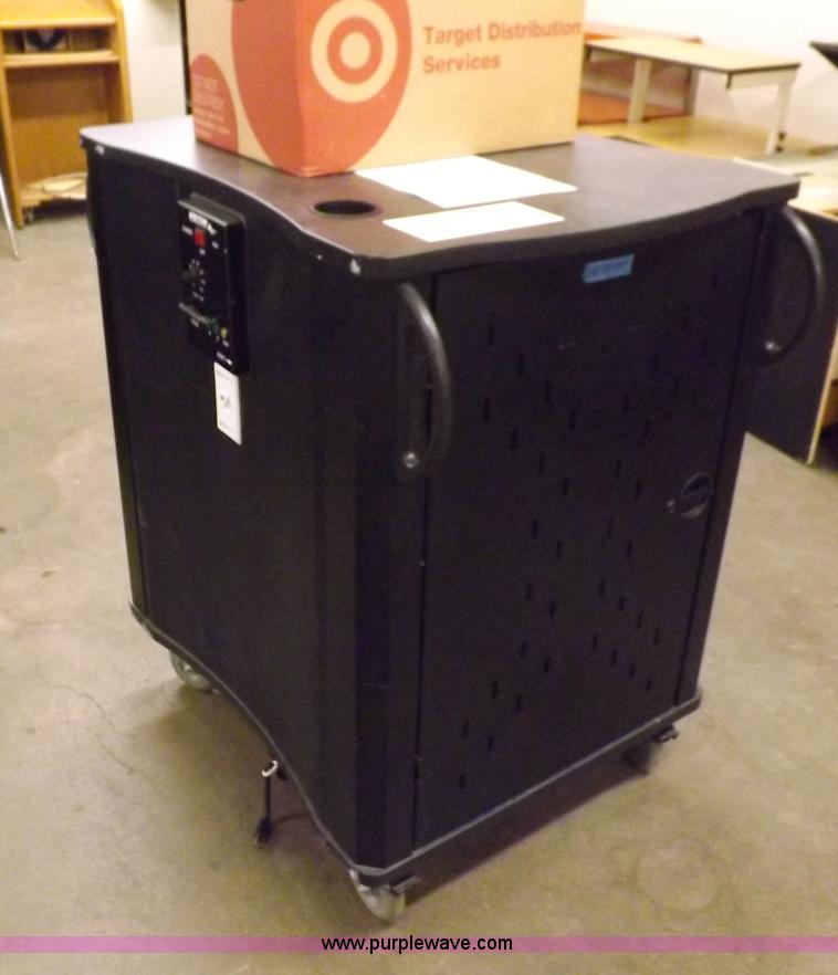 image for item H7148 (32) computers