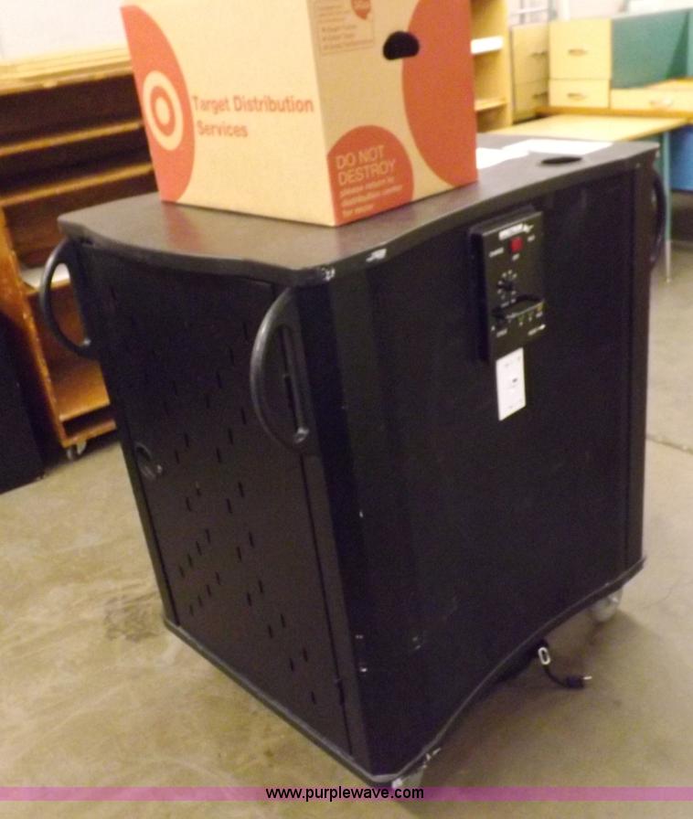 image for item H7148 (32) computers