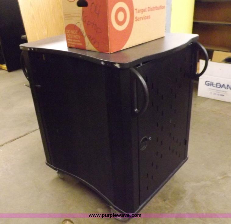 image for item H7148 (32) computers