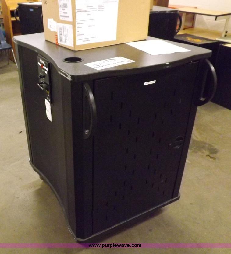 image for item H7150 (16) computers