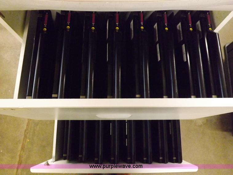 image for item H7151 (32) computers