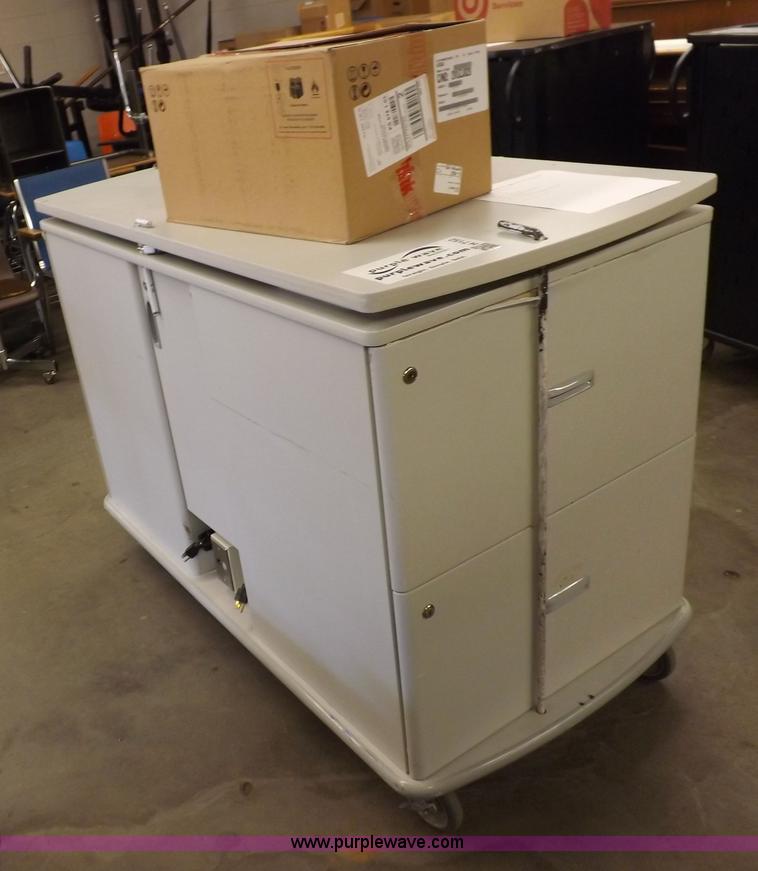 image for item H7152 (32) computers