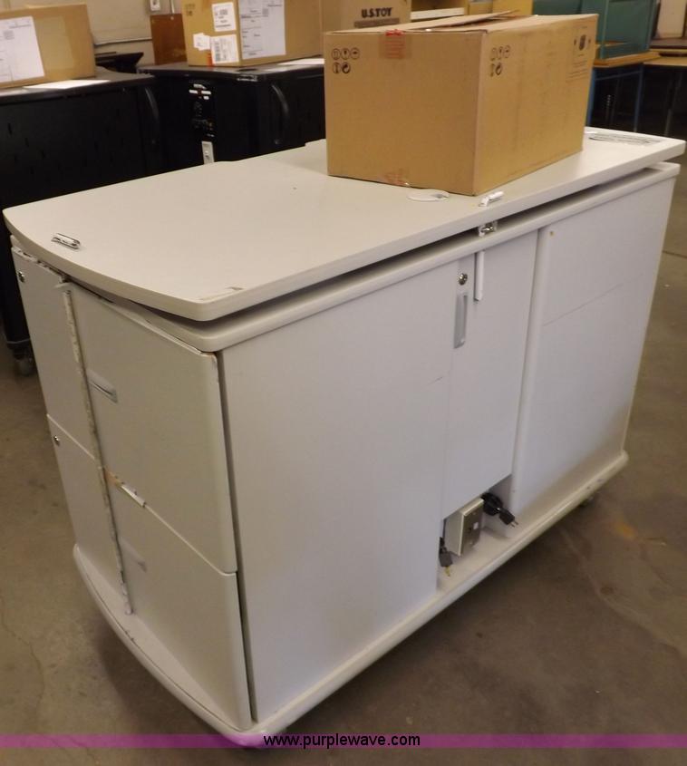 image for item H7152 (32) computers