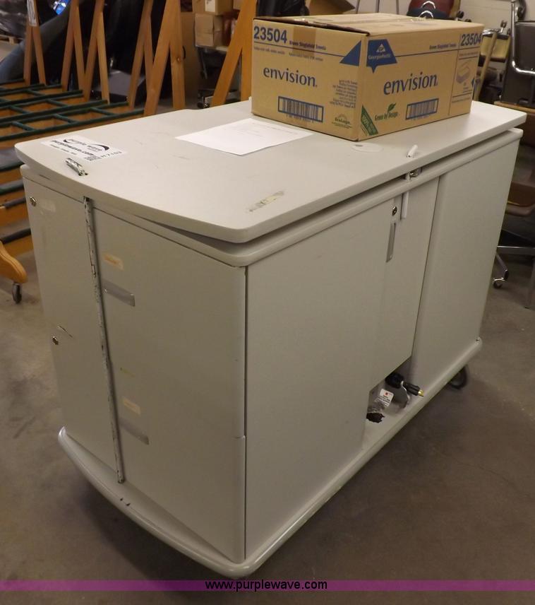 image for item H7153 (32) computers