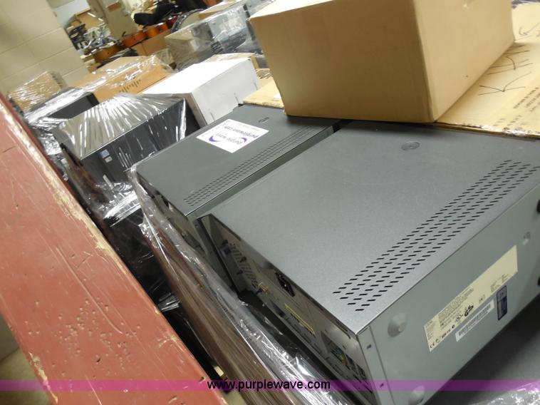 image for item H7154 (12) IBM Netvista 8307-480 computers