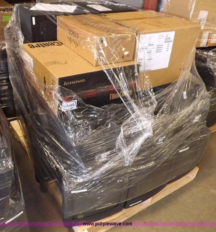 image for item H7156 (12) IBM Netvista 8307-480 computers