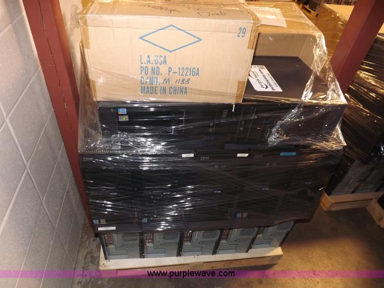 image for item H7158 (12) IBM Thinkcenter 8189-W6Q desktop computers