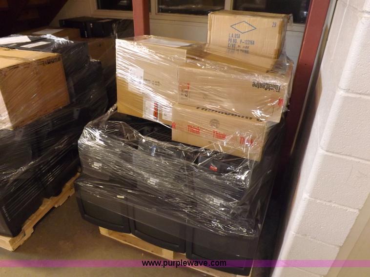 image for item H7158 (12) IBM Thinkcenter 8189-W6Q desktop computers