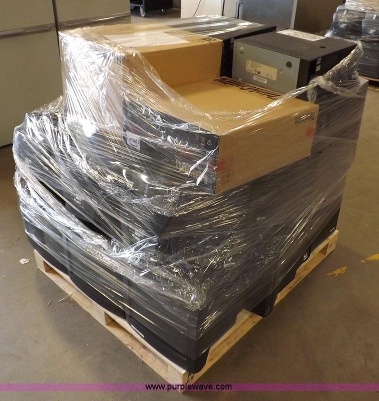 image for item H7159 (12) IBM Thinkcenter 8189-W6Q desktop computers